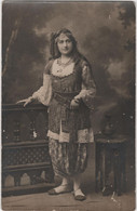 Carte Photo Femme Orientale Costume Traditionnel Juive ? - Costumes