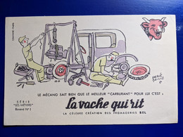 BUVARD PUBLICITAIRE  FROMAGE LA VACHE QUI RIT ILLUSTRATEUR HERVE BAILLE  GARAGE MECANIQUE VOITURE - Mostaza