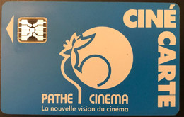 FRANCE  -  Cinécartes Pathé  - Coq Bleu  -  Fond Uni  -  SC5 AN - S/E - Cinécartes