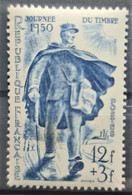 FRANCE 1950 - MNH - YT 863 - Tache Au Genoux - Nuovi