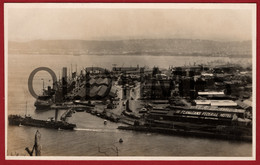 SOUTH AFRICA - DURBAN -GENERAL VIEW OF THE PORT - FLANAGAN'S FEDERAL HOTEL ADV. - 20'S REAL PHOTO PC - South Africa