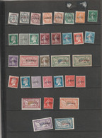 Algérie Yvert Série 1 à 33 Neufs Avec Charnière Ou Sans Gomme - 2exemplaires N° 21 - Unused Stamps