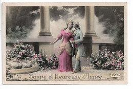 L330A1663 - Bonne Et Heureuse Année - Couple En Modelage Dans Un Jardin  - Extra N°725 - New Year