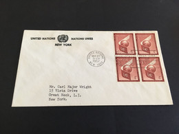 (4 C 36) United Nations FDC - 1 Cover - Air Mail - 1957 - Storia Postale