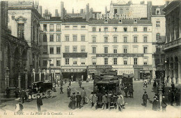 Lyon * 1er * La Place De La Comédie * Tramway Tram * Attelage * Commerces Magasins - Lyon 1