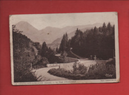 CPA (abîmée )   Provenant D'un Carnet  -   Le Chatelard En Beauge -(Savoie) -  Le Pont D'Escorchevel - Le Chatelard