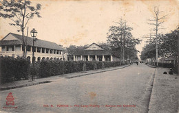 Tonkin:    Phu-Lang-Thuong     Avenue Des Casernes         (voir Scan) - Viêt-Nam