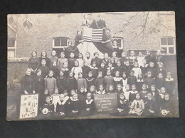 Tubize / Carte Photo Originale / Ecole Communale / Hommage De Reconnaissance Aux États-Unis 1914-1915 - Tubize