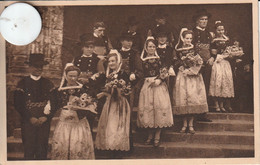 29 - Carte Postale Ancienne De LOCRONAN   Cortège D'honneur D'un Beau Mariage - Locronan