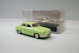 Norev - PANHARD PL 17 1961 Vert Clair Neuf NBO HO 1/87 - Véhicules Routiers