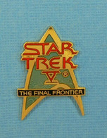 1 PIN'S //  ** STAR TREK V® / L'ULTIME FRONTIÈRE ** . (©&® 1989 P.P.C.). - Cinéma