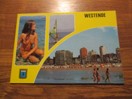 CP Un Bonjour De Westende ( Femme Seins Nus ) - Westende