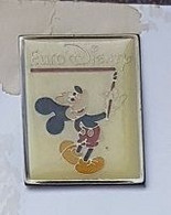 Pin' S  Cinéma, B D, Disney, Euro Disney Avec  MICKEY  Verso  DISNEY  Euro Disney  WINNER - Disney