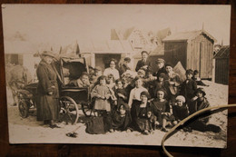 Carte Photo 1910's CPA Ak Groupe Enfants Vacances Plage Colonie Attelage Animée - Children And Family Groups