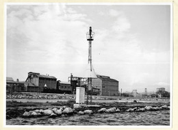 RARE - ANCIEN FEU ANTERIEUR DE L'ALIGNEMENT A 37° DE PORT DE BOUC - Technik & Instrumente