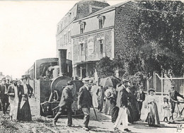 SAINT MALO TRAMWAY A VAPEUR ROCHEBONNE RHOTENEUF ARRIVEE DEVANT L'HOTEL TERMINUS REPRODUCTION - Saint Malo