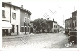 Brignais (69) - Centre Et Poids Public (Circulé En 1954) - Brignais