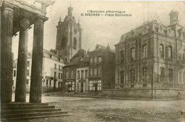 Avesnes Sur Helpe * Vue Sur La Place Guillemin * Estaminet Bar Buvette Café - Avesnes Sur Helpe