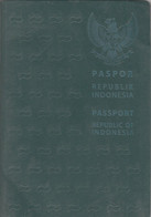 INDONESIA Collectible 2000 Passport Passeport Reisepass Pasaporte Passaporto VISA ENTRIES - Historical Documents