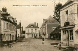 Mainneville * La Place De La Mairie * Débit De Tabac Tabacs * Commerce Magasin Cycles LETAILLEUR - Other & Unclassified