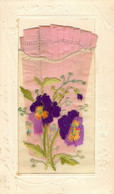 Fantaisies - Brodées - Carte Brodée - Fleurs - Mouchoir - état - Embroidered