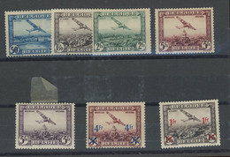 1930-1934 Avions 1-7 *    Met Plakker Cote 50,- Euros. - Unused Stamps