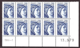 FRANCE 1979 SABINE DE GANDON YT N° 2056 0,70  BLEU-VIOLET COIN DATE - Unused Stamps