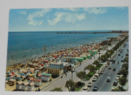 PESCARA - La Spiaggia - Animata - Viale Con Auto - Pescara