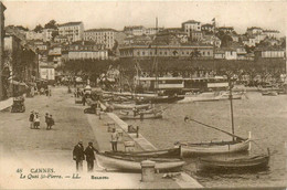 Cannes * Le Quai St Pierre * Bateau * Cachet Militaire Au Dos - Cannes