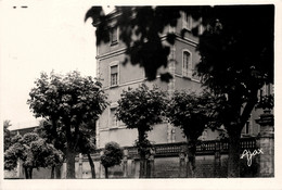 Montfaucon * Vue Sur Le Sanatorium Des Ptt * établissement Médical - Andere & Zonder Classificatie