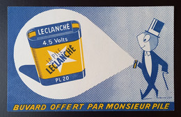 010970 "LA PILE LECLANCHE' - BUVARD OFFERT PAR MONSIEUR PILE" CARTA ASSORBENTE ILLUSTRATA ORIGINALE - Piles