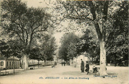 Aiguillon * Les Allées De Strasbourg * Villageois - Andere & Zonder Classificatie