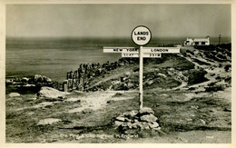 CORNWALL - LANDS END - THE FIRST AND LAST SIGNPOST IN ENGLAND RP (NEW YORK/LONDON)  Co996 - Land's End