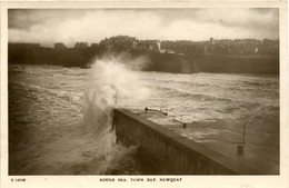 CORNWALL - NEWQUAY - TOWN BAY - ROUGH SEA RP Co69 - Newquay