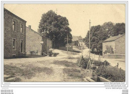 SMUID ..--  Le Village . Abreuvoir . Café . Pension De Famille . Pompe Ancienne En Fonte ! - Libin