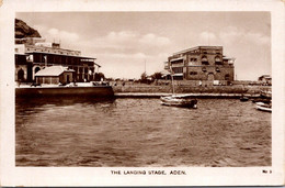 (5 D 11) Very Old Postcard - ADEN - Landing Stage - Yémen