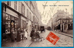 CPA 92 SCEAUX - Rue Houdan - Côté De Robinson (commerce Avec Chocolat Devinck à Gauche) - Sceaux