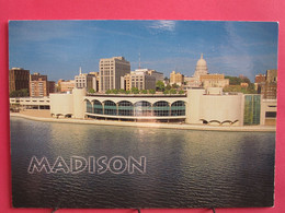 Visuel Très Peu Courant - Etats-Unis - Madison's Skyline Showcases The Monona Terrace - R/verso - Madison