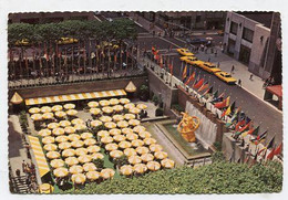 AK 018098 USA - New York City - Plaza Of Rockefeller Center - Places