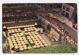AK 018098 USA - New York City - Plaza Of Rockefeller Center - Places & Squares