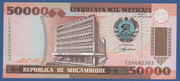 MOZAMBIQUE - P.138 – 50.000 Meticais 16.06.1993 UNC, Serie ED 8682303 - Mozambique