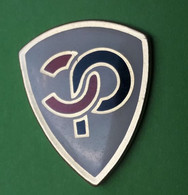 R369 Pin's Logo Marque Laboratoire Pharmacie ? Achat Immédiat - Médical