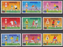 Soccer World Cup 1974 - KHMERE - CAMBODIA - Set 9v MNH - 1974 – Allemagne Fédérale