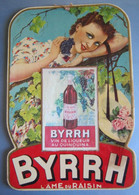 BYRRH : FEMME AU RAISIN - CARTON CALENDRIER EPHEMERIDE ANCIEN (format 39 X 27 Cm) Imp Oberthur - 1937 - Signé G. LEONNEC - Affiches