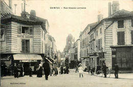 Saintes * Débit De Tabac Tabacs TABAC  Coiffeur N°59 , Rue Alsace Lorraine * Magasin Commerce AUX QUATRE SAISONS - Saintes