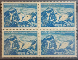 162.INDIA 1973 STAMP INDIAN MOUNTAINEERING FOUNDATION BLOCK OF 4.MNH - Blocchi & Foglietti