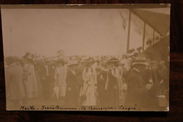 Carte Photo 1910's CPA Ak Bromure Champs De Course Hippisme Animée Femmes élégantes - Fashion