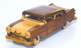 Voiture Miniature  Buick 1954   En Bois - Altri & Non Classificati