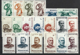 Madagascar Y&v 300-18 Série Neuve ** Sans Charnière Very Fine MNH Tb 1946 - Unused Stamps