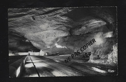 CPSM   LE MAS D 'AZIL  Entree Des Salles De La Grotte Garage à L Interieur /  Voitures / Oblit 1952 - Altri & Non Classificati